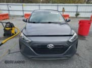 ✅ 2019 Hyundai Ioniq Blue • VIN: KMHC65LC8KU128492 • Lot: 92264755. Wystawiony na Copart z przebiegiem 211 287 mil. Bezpłatny archiwum sprzedaży aukcyjnych z USA i szczegółowy raport historii pojazdu na DreamBid. Zdjęcie 5.