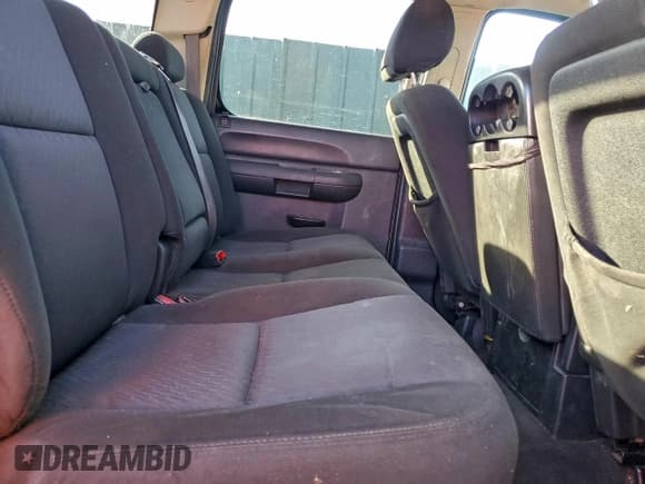 ✅ 2011 GMC Sierra 1500 SLE • VIN: 3GTP2VE38BG307178 • Lot: 93957005. Listed on Copart with 271,166 mi. Free auction sales archive from the USA and detailed vehicle history report at DreamBid. Image 10.