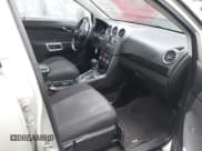 ✅ 2013 Chevrolet Captiva Sport LT • VIN: 3GNAL3EK6DS549263 • Lot: 41553136. Wystawiony na IAAI z przebiegiem 196 105 mil. Bezpłatny archiwum sprzedaży aukcyjnych z USA i szczegółowy raport historii pojazdu na DreamBid. Zdjęcie 5.