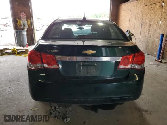 ✅ 2015 Chevrolet Cruze LT • VIN: 1G1PC5SB0F7206297 • Lot: 67517715. Listed on Copart with 81,049 mi. Free auction sales archive from the USA and detailed vehicle history report at DreamBid. Image 6.