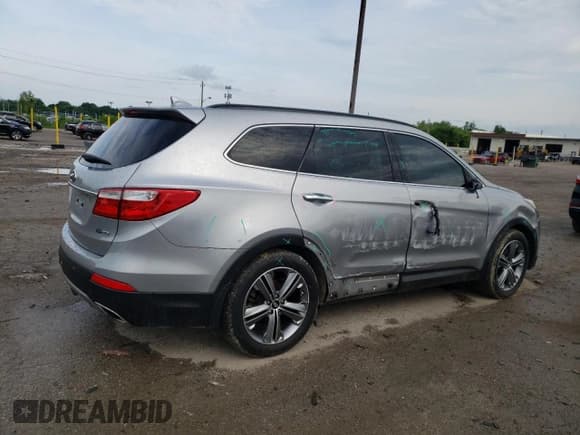 ✅ 2015 Hyundai Santa Fe Limited • VIN: KM8SRDHF9FU117295 • Лот: 60506945. Опубликован ранее на Copart с пробегом 153 560 миль. Бесплатный доступ к архиву аукционных продаж из США и подробный отчёт об истории автомобиля на DreamBid. Изображение 3.