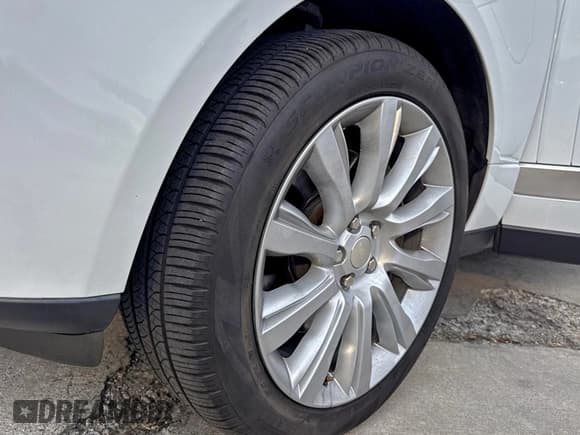 ✅ 2014 Land Rover Range Rover Supercharged • VIN: SALGS2TF9EA171652 • Lot: 96831175. Listed on Copart with 144,715 mi. Free auction sales archive from the USA and detailed vehicle history report at DreamBid. Image 13.