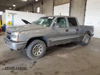✅ 2006 Chevrolet Silverado 1500 LS • VIN: 2GCEK13V961213748 • Lot: 66172395. Wystawiony na Copart z przebiegiem 282 672 mil mil. Skorzystaj z bezpłatnego archiwum sprzedaży aukcyjnych z USA i zobacz szczegółowy raport historii pojazdu na DreamBid. Zdjęcie 1.