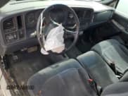 ✅ 2000 Chevrolet Silverado 1500 • VIN: 1GCEK14WXYZ217423 • Lot: 81529985. Listed on Copart with Not provided. Free auction sales archive from the USA and detailed vehicle history report at DreamBid. Image 8.