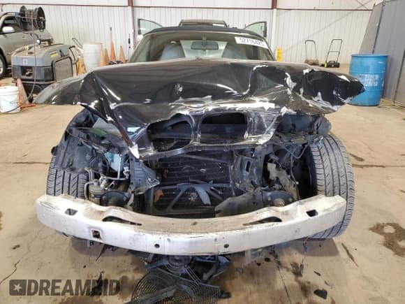 ✅ 2002 BMW Z3 2.5 • VIN: 4USCN33492LK52131 • Лот: 52716425. Опубликован ранее на Copart с пробегом 96 843 миль. Бесплатный доступ к архиву аукционных продаж из США и подробный отчёт об истории автомобиля на DreamBid. Изображение 5.