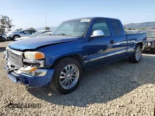 ✅ 2004 GMC Sierra 1500 SLE • VIN: 2GTEC19T441302059 • Lot: 70696405. Listed on Copart with 163,793 mi. Free auction sales archive from the USA and detailed vehicle history report at DreamBid. Image 1.