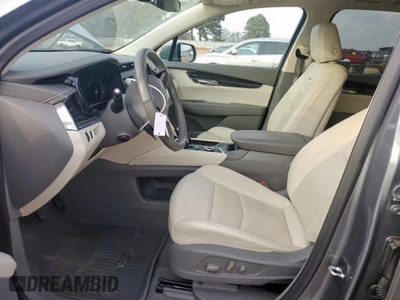 ✅ 2021 Cadillac XT6 Premium Luxury • VIN: 1GYKPCRS6MZ161734 • Lot: 92679725. Listed on Copart with 37,678 mi. Free auction sales archive from the USA and detailed vehicle history report at DreamBid. Image 7.