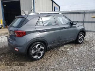 ✅ 2025 Hyundai Venue SEL • VIN: KMHRC8A38SU370321 • Lot: 60707655. Listed on Copart with 3,076 mi. Free auction sales archive from the USA and detailed vehicle history report at DreamBid. Image 3.