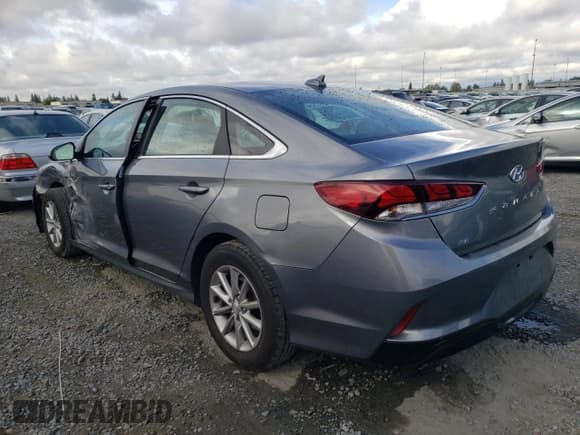 ✅ 2018 Hyundai Sonata SE • VIN: 5NPE24AF0JH694123 • Лот: 50900683. Опубликован ранее на Copart с пробегом 78 320 миль. Бесплатный доступ к архиву аукционных продаж из США и подробный отчёт об истории автомобиля на DreamBid. Изображение 2.