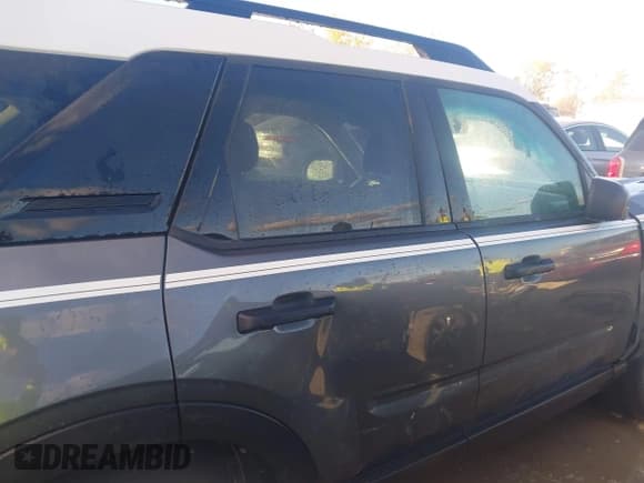 ✅ 2025 Ford Bronco Sport Heritage • VIN: 3FMCR9GN4SRE39810 • Lot: 43435366. Wystawiony na IAAI z przebiegiem 5 165 mil. Bezpłatny archiwum sprzedaży aukcyjnych z USA i szczegółowy raport historii pojazdu na DreamBid. Zdjęcie 14.