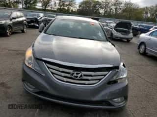 2011 Hyundai Sonata Limited with VIN 5NPEC4AC0BH141458, listed as a Copart auction lot 85097475 with 133,740 mi miles and Salvage title. Bid and sale history available at DreamBid. Image 5.