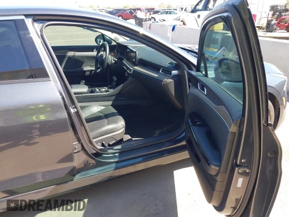 ✅ 2024 Kia K5 EX • VIN: 5XXG34J26RG252103 • Lot: 43298328. Wystawiony na IAAI z przebiegiem 50 144 mil. Bezpłatny archiwum sprzedaży aukcyjnych z USA i szczegółowy raport historii pojazdu na DreamBid. Zdjęcie 5.