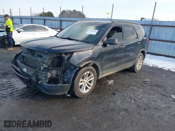 ✅ 2017 Ford Explorer • VIN: 1FM5K7B88HGC82656 • Lot: 41305384. Wystawiony na IAAI z przebiegiem 149 699 mil. Bezpłatny archiwum sprzedaży aukcyjnych z USA i szczegółowy raport historii pojazdu na DreamBid. Zdjęcie 19.