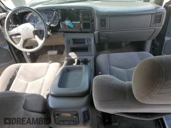 2006 Chevrolet Silverado 1500 LT1 z VIN 2GCEC13T061179307, wystawiony jako Copart lot #67623425 z przebiegiem 126 780 mil mil oraz Szkoda całkowita • Salvage title. Historia ofert i sprzedaży dostępna na DreamBid. Obrazek 8.