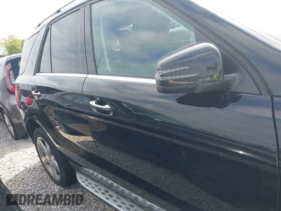 ✅ 2016 Mercedes-Benz GLE 350 • VIN: 4JGDA5HB5GA620196 • Lot: 42979190. Listed on IAAI with Not provided. Free auction sales archive from the USA and detailed vehicle history report at DreamBid. Image 12.