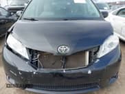 ✅ 2015 Toyota Sienna Limited • VIN: 5TDDK3DC2FS116159 • Lot: 41137819. Listed on IAAI with 164,864 mi. Free auction sales archive from the USA and detailed vehicle history report at DreamBid. Image 13.