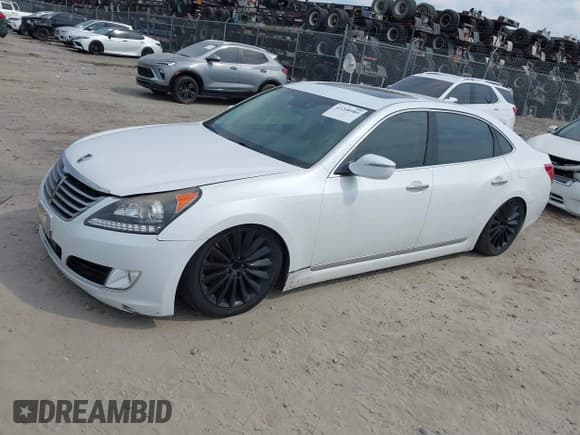 ✅ 2016 Hyundai Equus Signature • VIN: KMHGH4JH9GU104049 • Лот: 43208985. Опубликован ранее на IAAI с пробегом 77 778 миль. Бесплатный доступ к архиву аукционных продаж из США и подробный отчёт об истории автомобиля на DreamBid. Изображение 17.