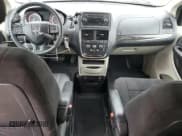 ✅ 2011 Dodge Grand Caravan Mainstreet • VIN: 2D4RN3DG1BR728620 • Лот: 85543755. Опубликован ранее на Copart с пробегом 75 766 миль. Бесплатный доступ к архиву аукционных продаж из США и подробный отчёт об истории автомобиля на DreamBid. Изображение 8.