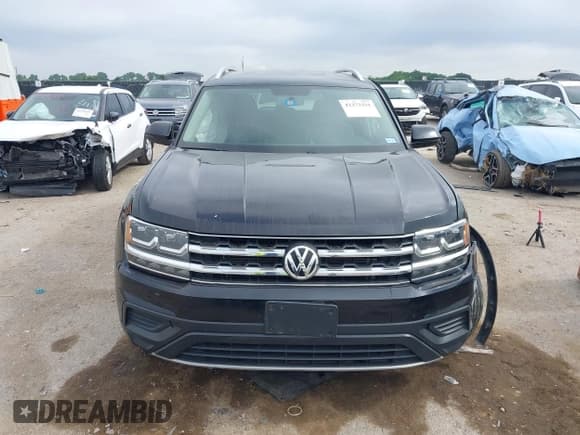 ✅ 2018 Volkswagen Atlas S • VIN: 1V2AR2CA9JC557823 • Lot: 42373251. Listed on IAAI with 86,000 mi. Free auction sales archive from the USA and detailed vehicle history report at DreamBid. Image 12.