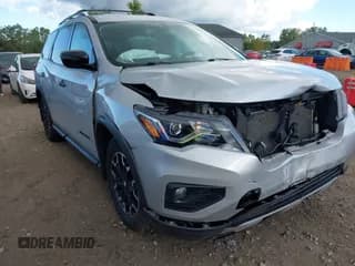 ✅ 2020 Nissan Pathfinder SV • VIN: 5N1DR2BM6LC624533 • Lot: 43068667. Wystawiony na IAAI z przebiegiem 61 035 mil. Bezpłatny archiwum sprzedaży aukcyjnych z USA i szczegółowy raport historii pojazdu na DreamBid. Zdjęcie 1.