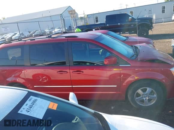 2008 Dodge Grand Caravan SXT с VIN 2D8HN54P88R604309, выставлен на аукционе IAAI как лот 43397188 с пробегом 124 788 миль миль и . История ставок и продаж доступна на DreamBid. Изображение 13.