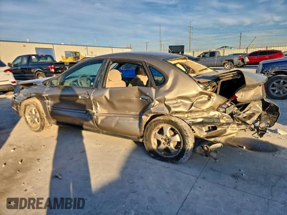 ✅ 2004 Ford Taurus SES • VIN: 1FAFP55SX4G192897 • Lot: 94961005. Listed on Copart with 225,706 mi. Free auction sales archive from the USA and detailed vehicle history report at DreamBid. Image 2.