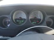 ✅ 2014 Dodge Challenger R/T 100th Anniversary Appearance • VIN: 2C3CDYBT8EH276988 • Lot: 76161214. Wystawiony na Copart z przebiegiem 101 970 mil. Bezpłatny archiwum sprzedaży aukcyjnych z USA i szczegółowy raport historii pojazdu na DreamBid. Zdjęcie 9.