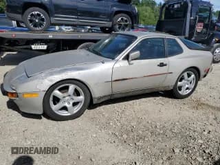 ✅ 1985 Porsche 944 • VIN: WP0AA0945FN473797 • Lot: 69594745. Wystawiony na Copart z przebiegiem 39 876 mil. Bezpłatny archiwum sprzedaży aukcyjnych z USA i szczegółowy raport historii pojazdu na DreamBid. Zdjęcie 1.