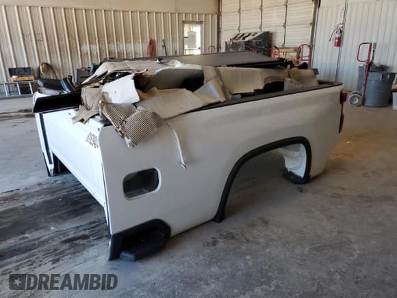 ✅ 2021 Chevrolet Silverado 1500 • VIN: BS81639404 • Лот: 81639404. Опубликован ранее на Copart с пробегом Не указан. Бесплатный доступ к архиву аукционных продаж из США и подробный отчёт об истории автомобиля на DreamBid. Изображение 3.