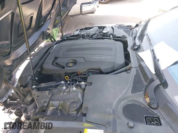 ✅ 2021 Jaguar F-Type P300 • VIN: SAJDD5GX9MCK74096 • Lot: 42002887. Wystawiony na IAAI z przebiegiem 30 044 mil. Bezpłatny archiwum sprzedaży aukcyjnych z USA i szczegółowy raport historii pojazdu na DreamBid. Zdjęcie 10.