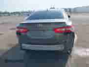 2019 Toyota Camry LE z VIN 4T1B11HK9KU232458, wystawiony jako IAAI lot #43203824 z przebiegiem 88 359 mil mil oraz . Historia ofert i sprzedaży dostępna na DreamBid. Obrazek 16.