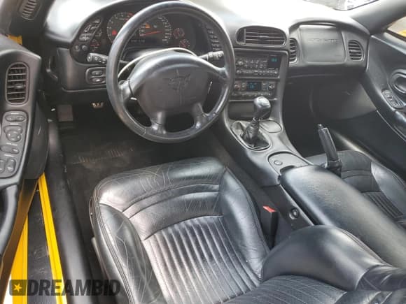 ✅ 2000 Chevrolet Corvette • VIN: 1G1YY32G5Y5120584 • Lot: 64729415. Listed on Copart with 72,576 mi. Free auction sales archive from the USA and detailed vehicle history report at DreamBid. Image 8.