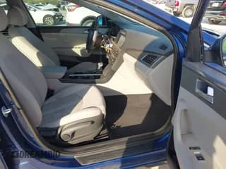 ✅ 2016 Hyundai Sonata SE • VIN: 5NPE24AF2GH347577 • Лот: 42994626. Опубликован ранее на IAAI с пробегом 142 422 миль. Бесплатный доступ к архиву аукционных продаж из США и подробный отчёт об истории автомобиля на DreamBid. Изображение 5.