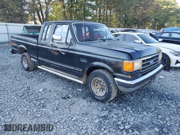 ✅ 1991 Ford F-150 S • VIN: 1FTEX15Y0MKB37519 • Lot: 70034715. Wystawiony na Copart z przebiegiem 344 875 mil. Bezpłatny archiwum sprzedaży aukcyjnych z USA i szczegółowy raport historii pojazdu na DreamBid. Zdjęcie 4.