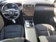 ✅ 2024 Hyundai Tucson Limited • VIN: 5NMJE3DE7RH324797 • Lot: 73196104. Wystawiony na Copart z przebiegiem 6 745 mil. Bezpłatny archiwum sprzedaży aukcyjnych z USA i szczegółowy raport historii pojazdu na DreamBid. Zdjęcie 8.