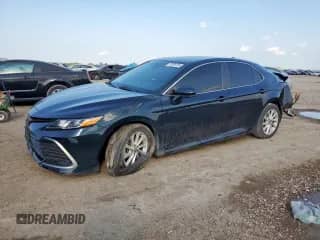 2021 Toyota Camry LE with VIN 4T1C11AK2MU463820, listed as a Copart auction lot 70755185 with 88,465 mi miles and Salvage title. Bid and sale history available at DreamBid. Image 1.
