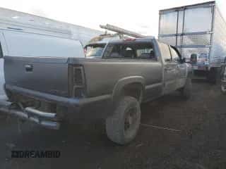 2008 Chevrolet Silverado 3500HD SRW LTZ с VIN 1GCHK33638F220983, выставлен на аукционе Copart как лот 76046144 с пробегом 338 817 миль миль и Списание • Salvage title. История ставок и продаж доступна на DreamBid. Изображение 3.