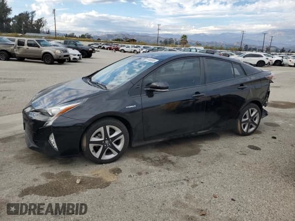 ✅ 2018 Toyota Prius Three Touring • VIN: JTDKARFU0J3059165 • Lot: 92466895. Listed on Copart with 116,323 mi. Free auction sales archive from the USA and detailed vehicle history report at DreamBid. Image 1.