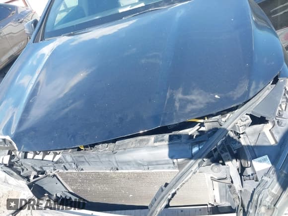 ✅ 2014 Mercedes-Benz CLA 250 • VIN: WDDSJ4EB9EN152673 • Lot: 42253291. Listed on IAAI with 164,564 mi. Free auction sales archive from the USA and detailed vehicle history report at DreamBid. Image 10.