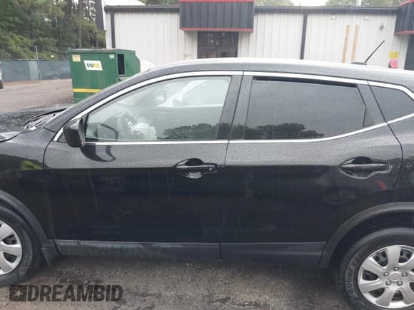 ✅ 2020 Nissan Rogue SV • VIN: JN1BJ1CW3LW370200 • Лот: 43381065. Опубликован ранее на IAAI с пробегом 105 574 миль. Бесплатный доступ к архиву аукционных продаж из США и подробный отчёт об истории автомобиля на DreamBid. Изображение 14.