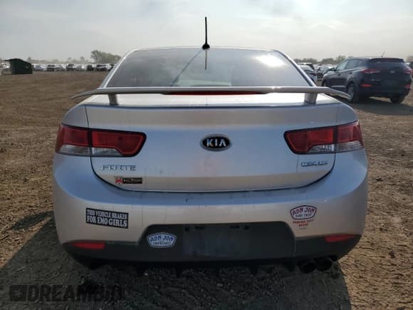 ✅ 2013 Kia Forte EX • VIN: KNAFU6A27D5742578 • Lot: 71110185. Listed on Copart with Not provided. Free auction sales archive from the USA and detailed vehicle history report at DreamBid. Image 6.