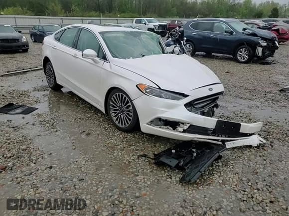 ✅ 2018 Ford Fusion Titanium • VIN: 3FA6P0D90JR247220 • Лот: 80492255. Опубликован ранее на Copart с пробегом Не указан. Бесплатный доступ к архиву аукционных продаж из США и подробный отчёт об истории автомобиля на DreamBid. Изображение 11.