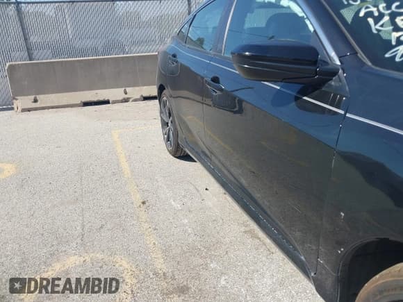 ✅ 2020 Honda Civic Sport • VIN: 2HGFC2E84LH600517 • Лот: 43332711. Опубликован ранее на IAAI с пробегом 50 570 миль. Бесплатный доступ к архиву аукционных продаж из США и подробный отчёт об истории автомобиля на DreamBid. Изображение 12.