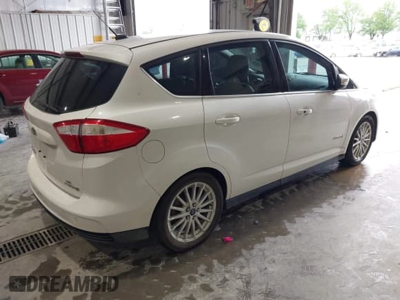 ✅ 2013 Ford C-Max SEL • VIN: 1FADP5BU4DL540861 • Lot: 42440095. Wystawiony na IAAI z przebiegiem 126 228 mil. Bezpłatny archiwum sprzedaży aukcyjnych z USA i szczegółowy raport historii pojazdu na DreamBid. Zdjęcie 4.