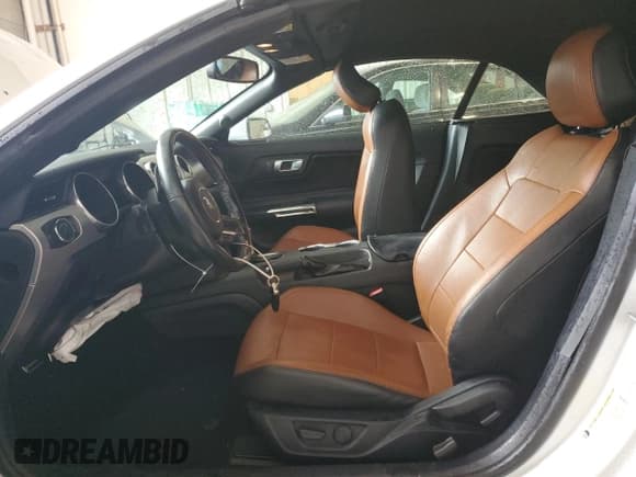 ✅ 2020 Ford Mustang EcoBoost • VIN: 1FATP8UH7L5106076 • Lot: 63852305. Listed on Copart with 99,760 mi. Free auction sales archive from the USA and detailed vehicle history report at DreamBid. Image 7.