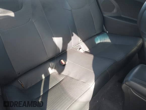 2015 Hyundai Genesis Coupe Ultimate с VIN KMHHU6KJ2FU127314, выставлен на аукционе IAAI как лот 41276461 с пробегом 43 372 миль миль и . История ставок и продаж доступна на DreamBid. Изображение 8.