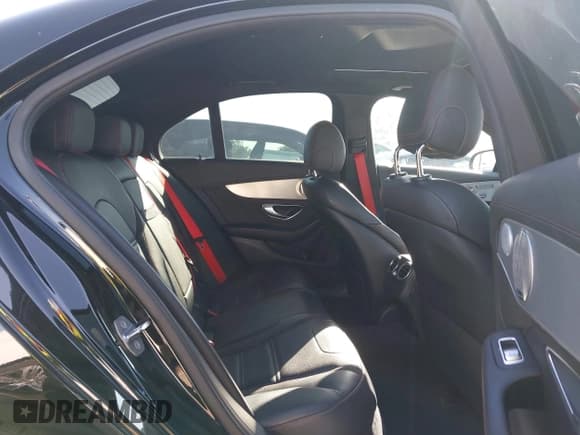 ✅ 2019 Mercedes-Benz C 43 AMG • VIN: 55SWF6EB1KU285008 • Lot: 41743022. Wystawiony na IAAI z przebiegiem 83 640 mil. Bezpłatny archiwum sprzedaży aukcyjnych z USA i szczegółowy raport historii pojazdu na DreamBid. Zdjęcie 8.