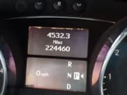 ✅ 2010 Mercedes-Benz R 350 • VIN: 4JGCB6FE6AA111706 • Lot: 43647379. Listed on IAAI with 224,460 mi. Free auction sales archive from the USA and detailed vehicle history report at DreamBid. Image 7.