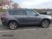 ✅ 2010 Toyota RAV4 Sport • VIN: 2T3RF4DV6AW043533 • Лот: 43497430. Опубликован ранее на IAAI с пробегом 227 574 миль. Бесплатный доступ к архиву аукционных продаж из США и подробный отчёт об истории автомобиля на DreamBid. Изображение 13.