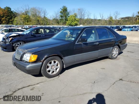 ✅ 1993 Mercedes-Benz S 320 • VIN: WDBGA43E0PA122371 • Лот: 84607165. Опубликован ранее на Copart с пробегом 169 600 миль. Бесплатный доступ к архиву аукционных продаж из США и подробный отчёт об истории автомобиля на DreamBid. Изображение 1.